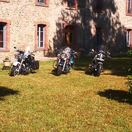 Les Chambres D'Hotes De La Frissonnette Auzelles エクステリア 写真